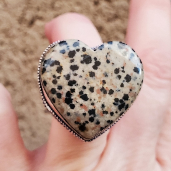 New Oversized Heart Shaped Dalmatian Jasper 925 Silver Statement Ring. - Picture 9 of 11